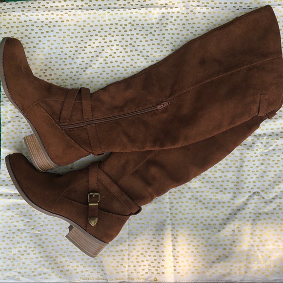 Vegan Suede Boots - Picture 2 of 4